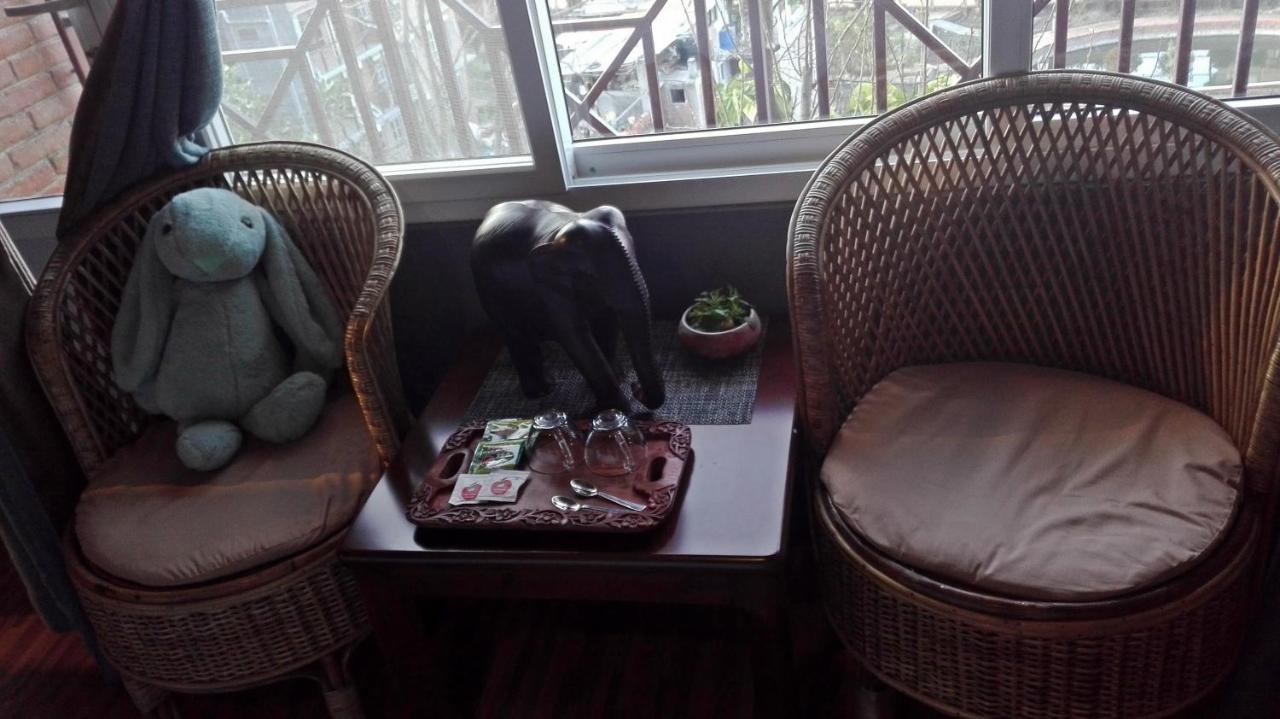 Cafe Beyond And Guest House Bhaktapur Exterior photo
